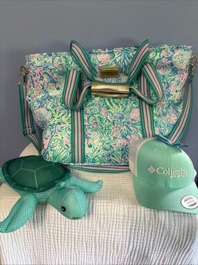 Lilly Pulitzer Sea Shell Print Tote with Striped Handles and Gold Trim
